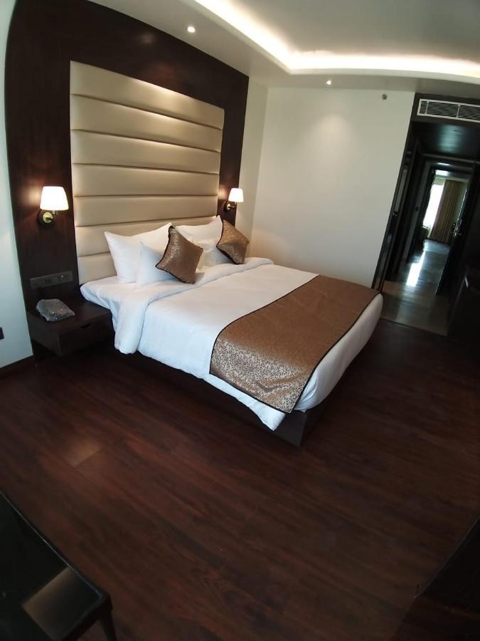 Hotel Dvij Inn Τζαϊπούρ Εξωτερικό φωτογραφία