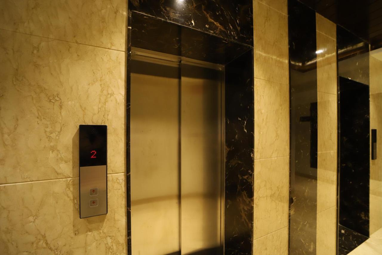 Hotel Dvij Inn Τζαϊπούρ Εξωτερικό φωτογραφία