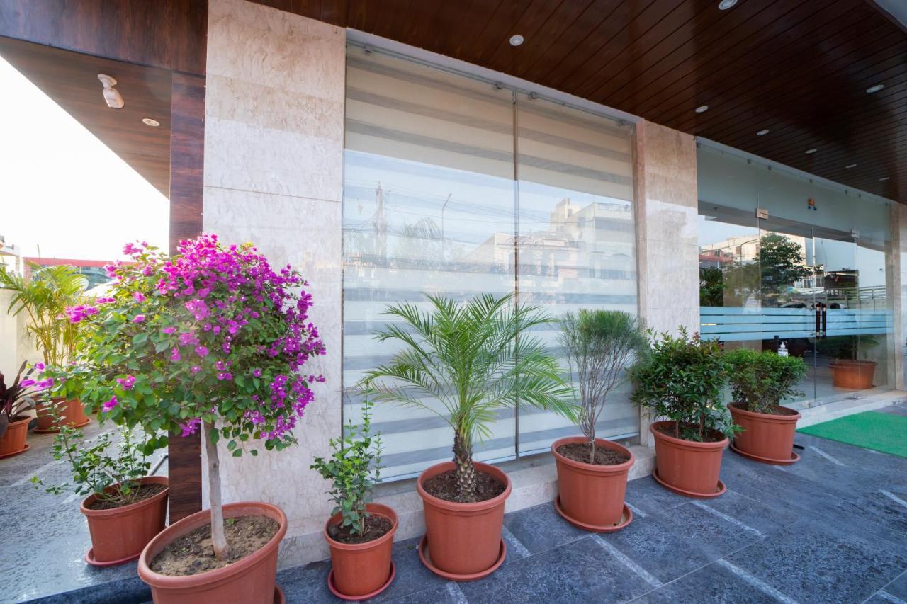 Hotel Dvij Inn Τζαϊπούρ Εξωτερικό φωτογραφία